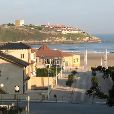 Isla Cabrera Πανσιόν